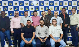 Zé Silvestre é reeleito presidente do Mineiros e promete foco total nos acessos para 2025 e 2026