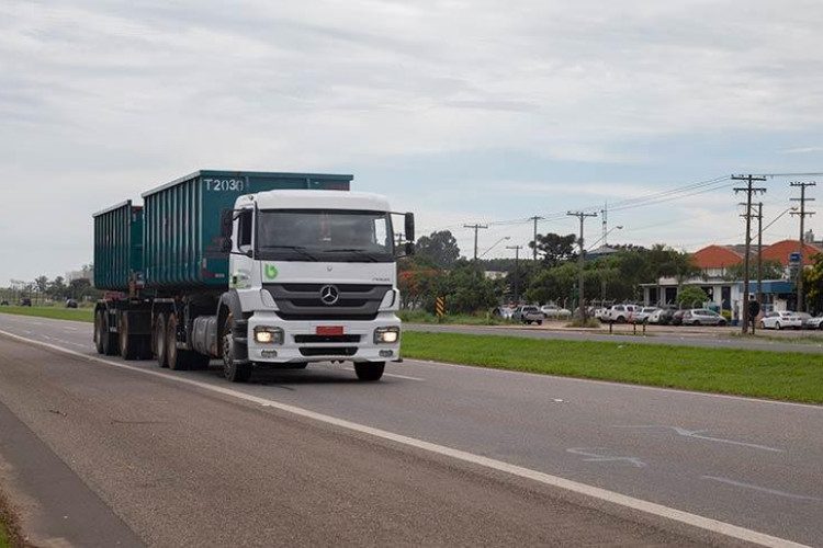 Confira os segmentos que mais ganharam trabalhadores em Goiás em 2023, segundo o IBGE