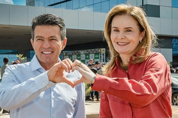 Primeira-dama de Mineiros, Ana Paula Rezende, defende mais mulheres na política e anuncia pré-candidatura